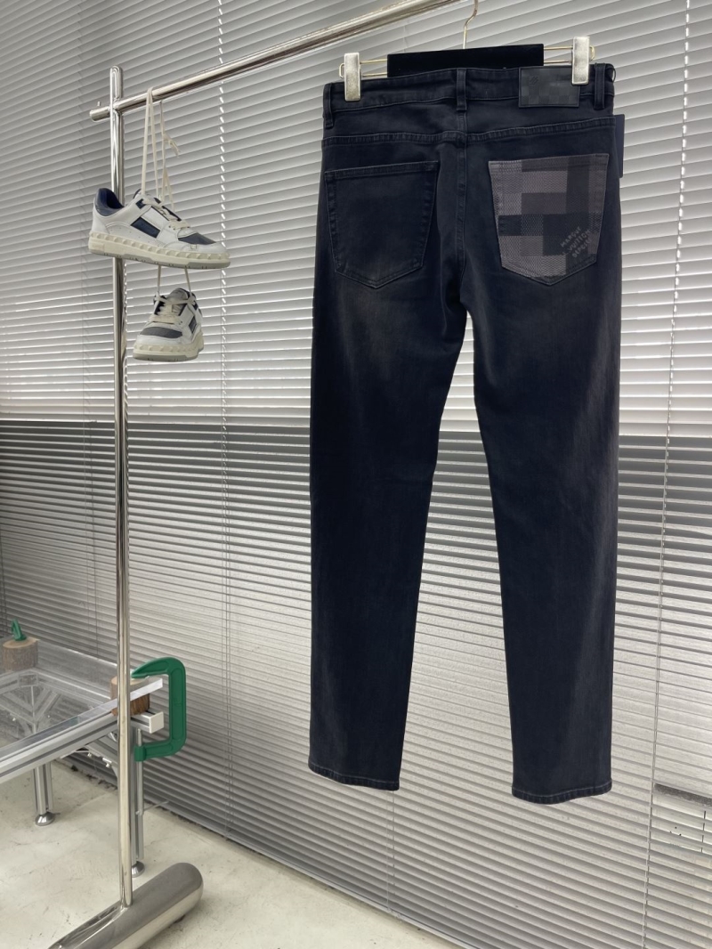l0vis Vvtt0n jeans